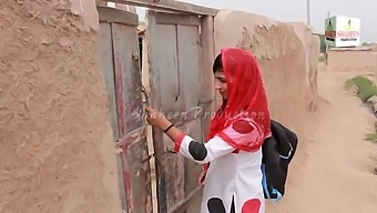 Indian Village Girl With Insurance Agent In A Hot Video 2021