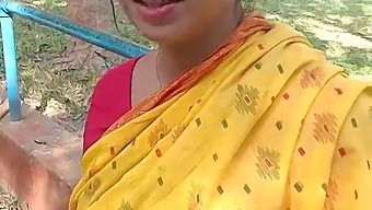 Desi Hot Sexy Bhabi Gets Amazing Fucking In This Porn Video